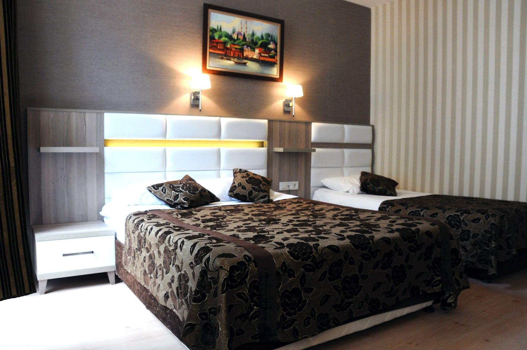 Nil Hotel อิสตันบูล ภายนอก รูปภาพ