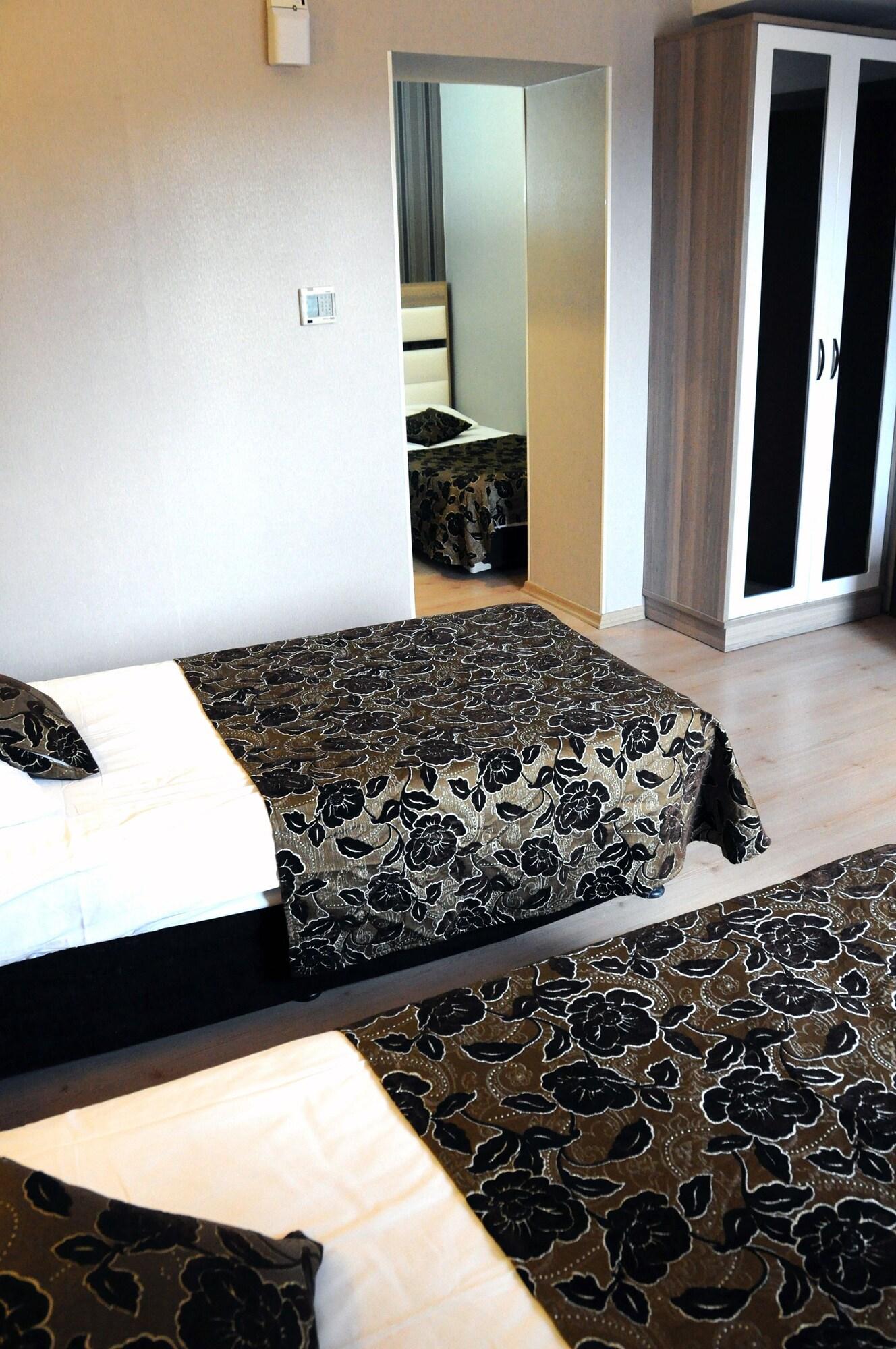Nil Hotel อิสตันบูล ภายนอก รูปภาพ
