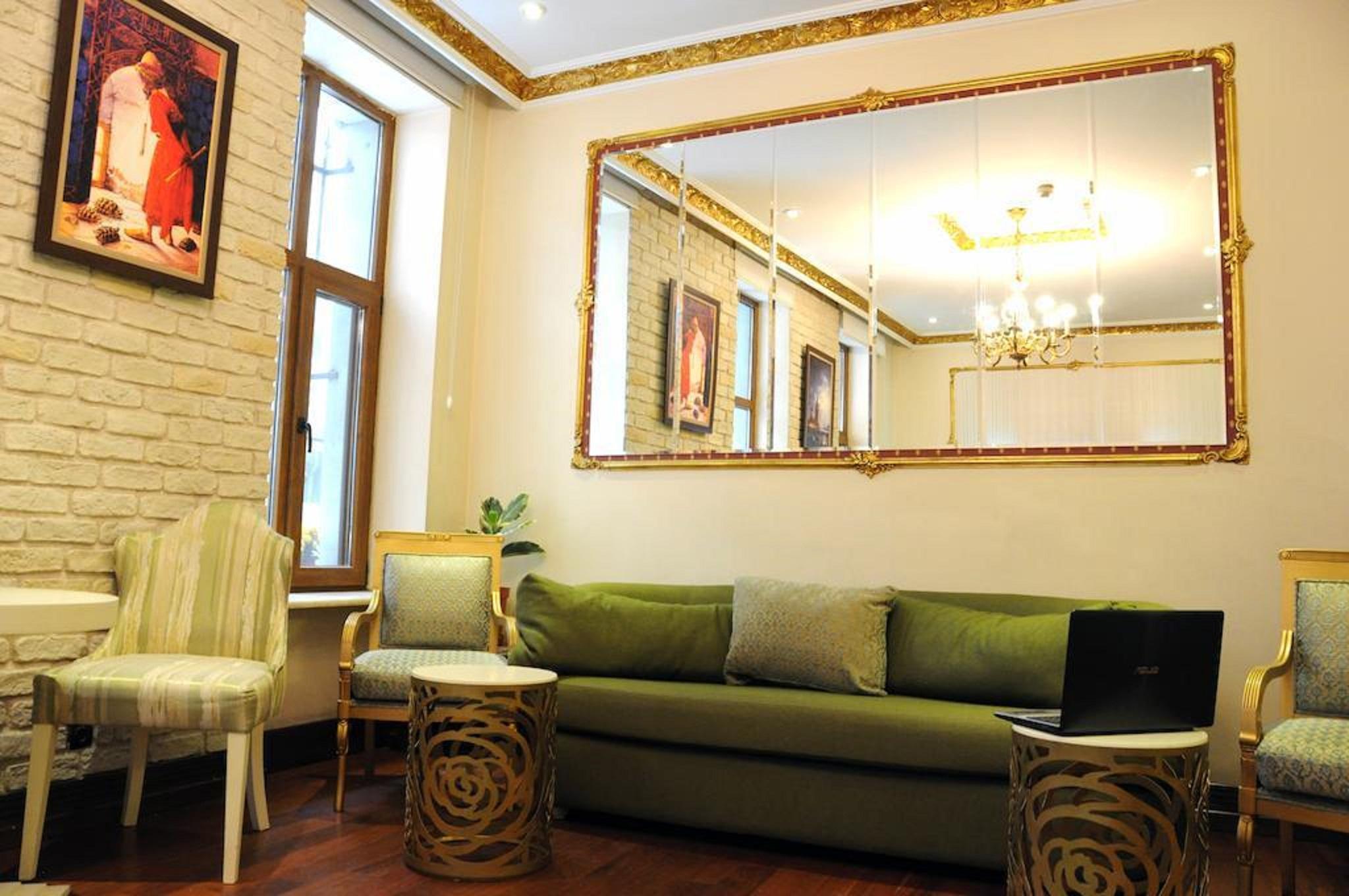 Nil Hotel อิสตันบูล ภายนอก รูปภาพ